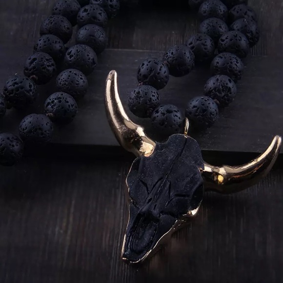 Unisex Fashion Bohemian Long Skull Pendant Necklace - Picture 8 of 14